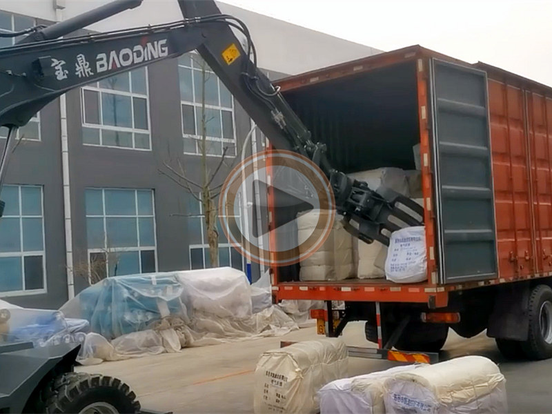 布廠棉紡廠裝卸機寶鼎輪式抓包機 布廠棉紡廠裝卸機寶鼎輪式抓包機